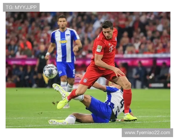 莱万多夫斯基对阵德甲球队的精彩表现回顾 莱万多夫斯基对阵德甲球队的精彩表现回顾